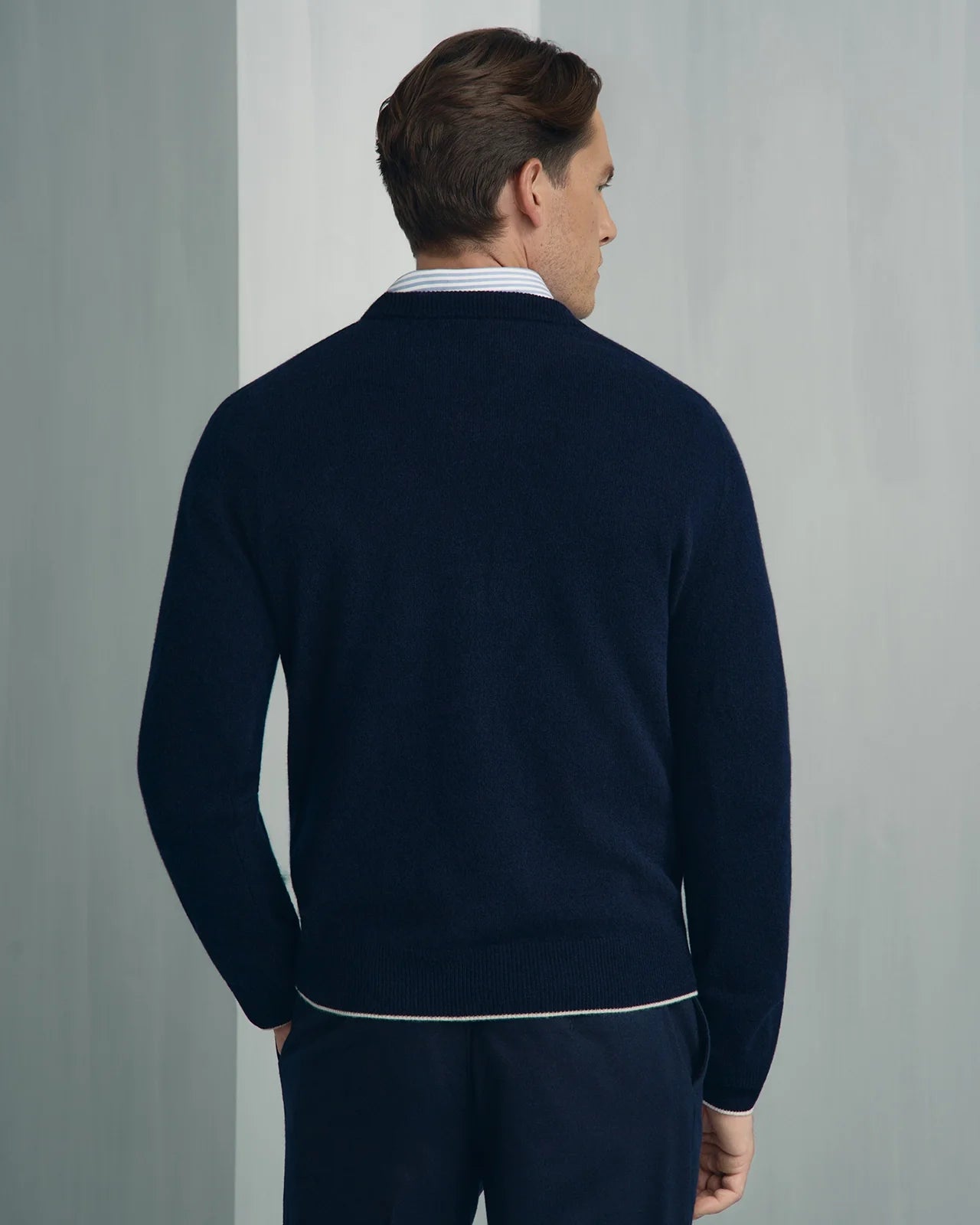 Chamonix Cashmere Crew Neck Pullover - Chamonix Cashmere Crew Neck Pullover Navy