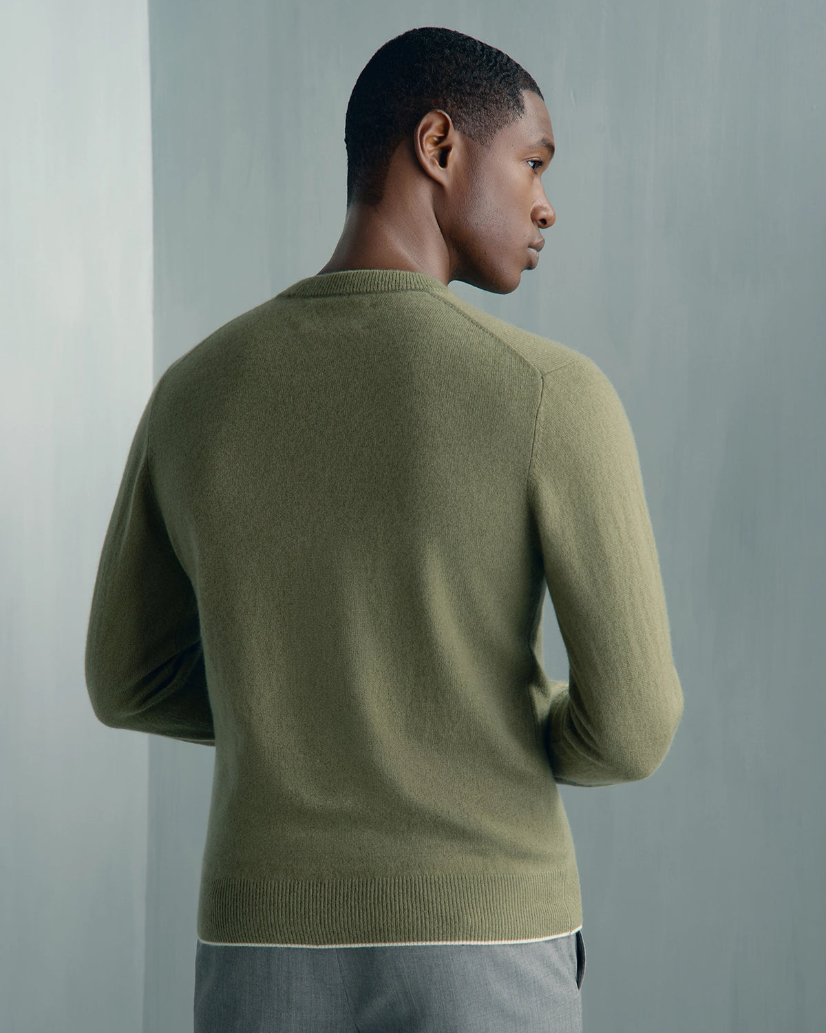 Chamonix Cashmere Crew Neck Pullover - Chamonix Cashmere Crew Neck Pullover Sage
