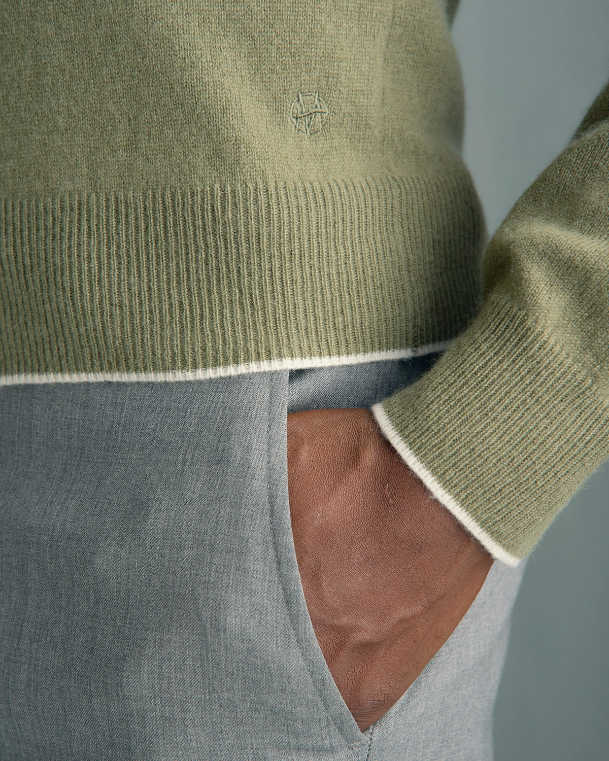 Chamonix Cashmere Crew Neck Pullover - Chamonix Cashmere Crew Neck Pullover Sage