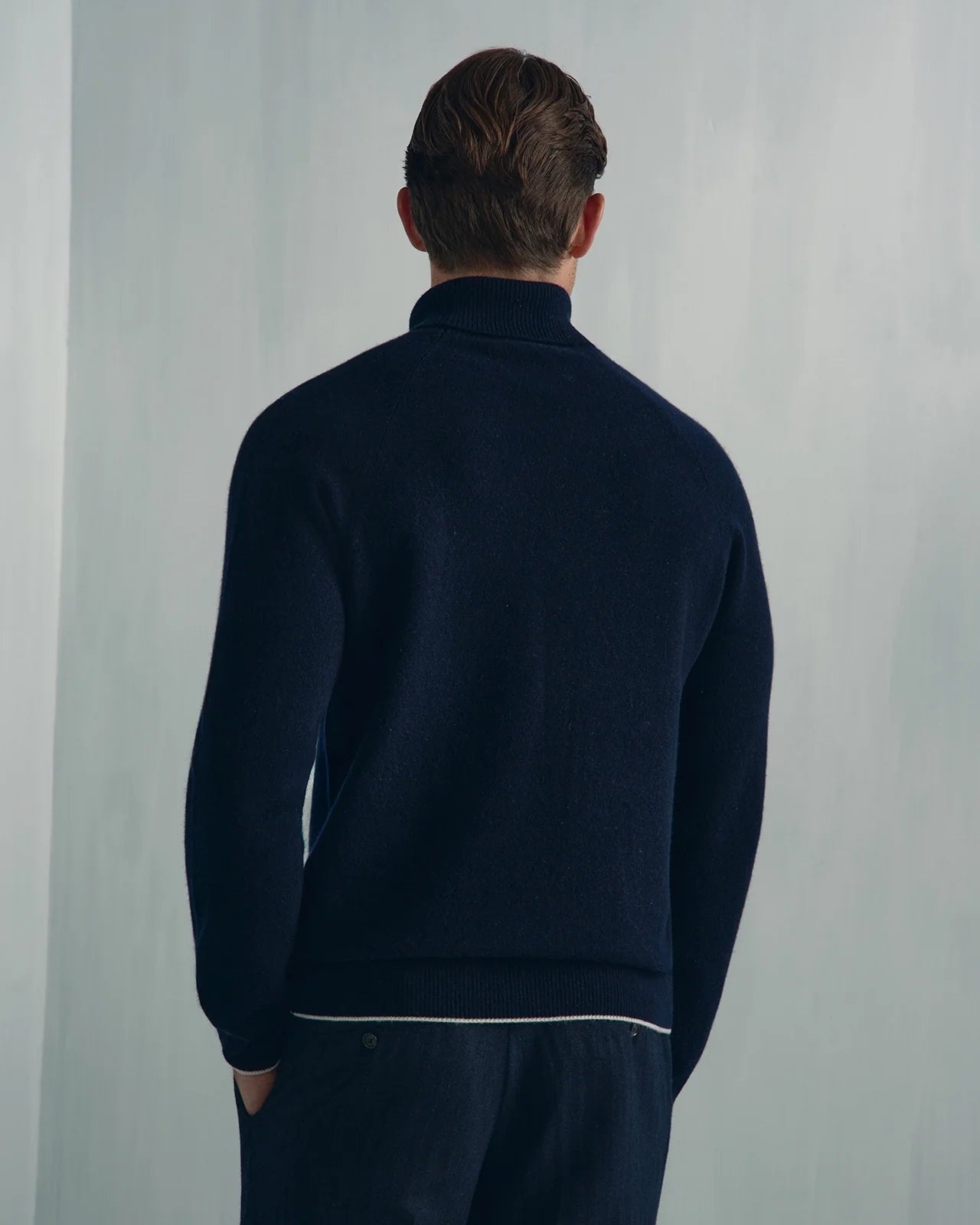 Chamonix Cashmere Turtleneck - Chamonix Cashmere Turtleneck Navy