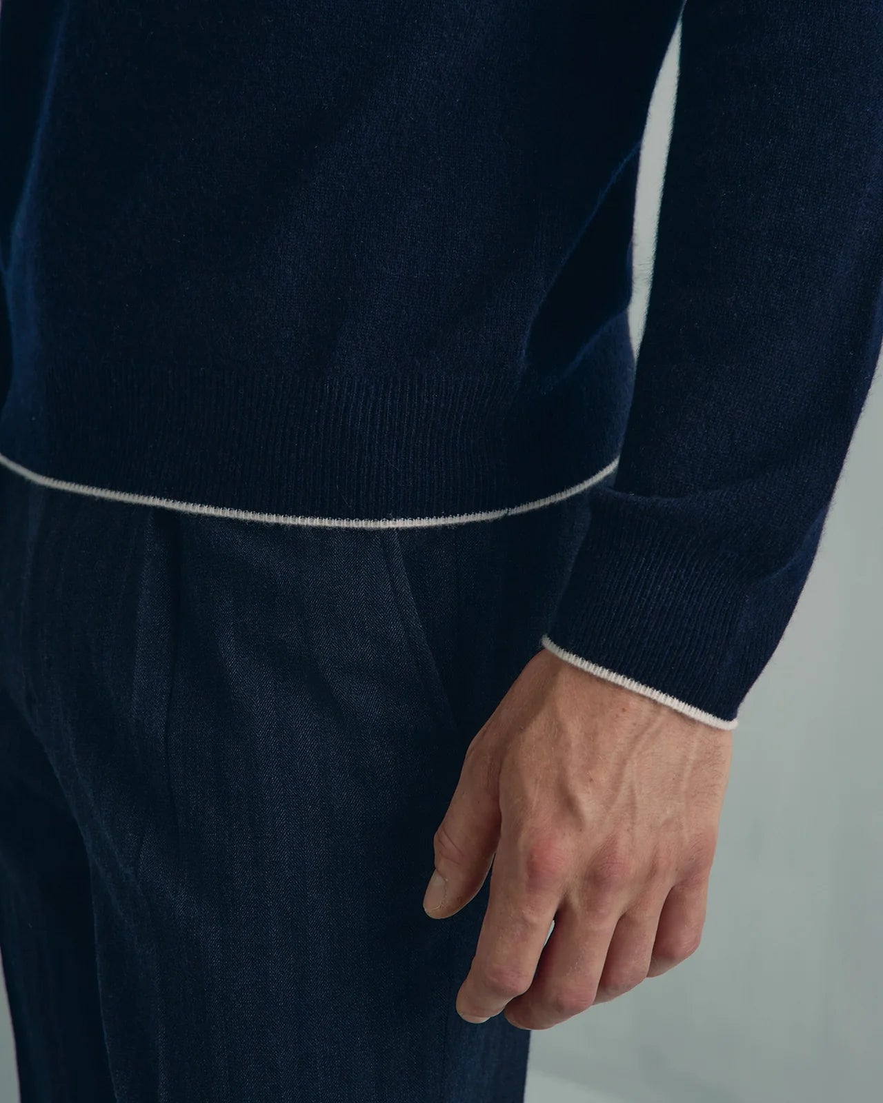 Chamonix Cashmere Turtleneck - Chamonix Cashmere Turtleneck Navy