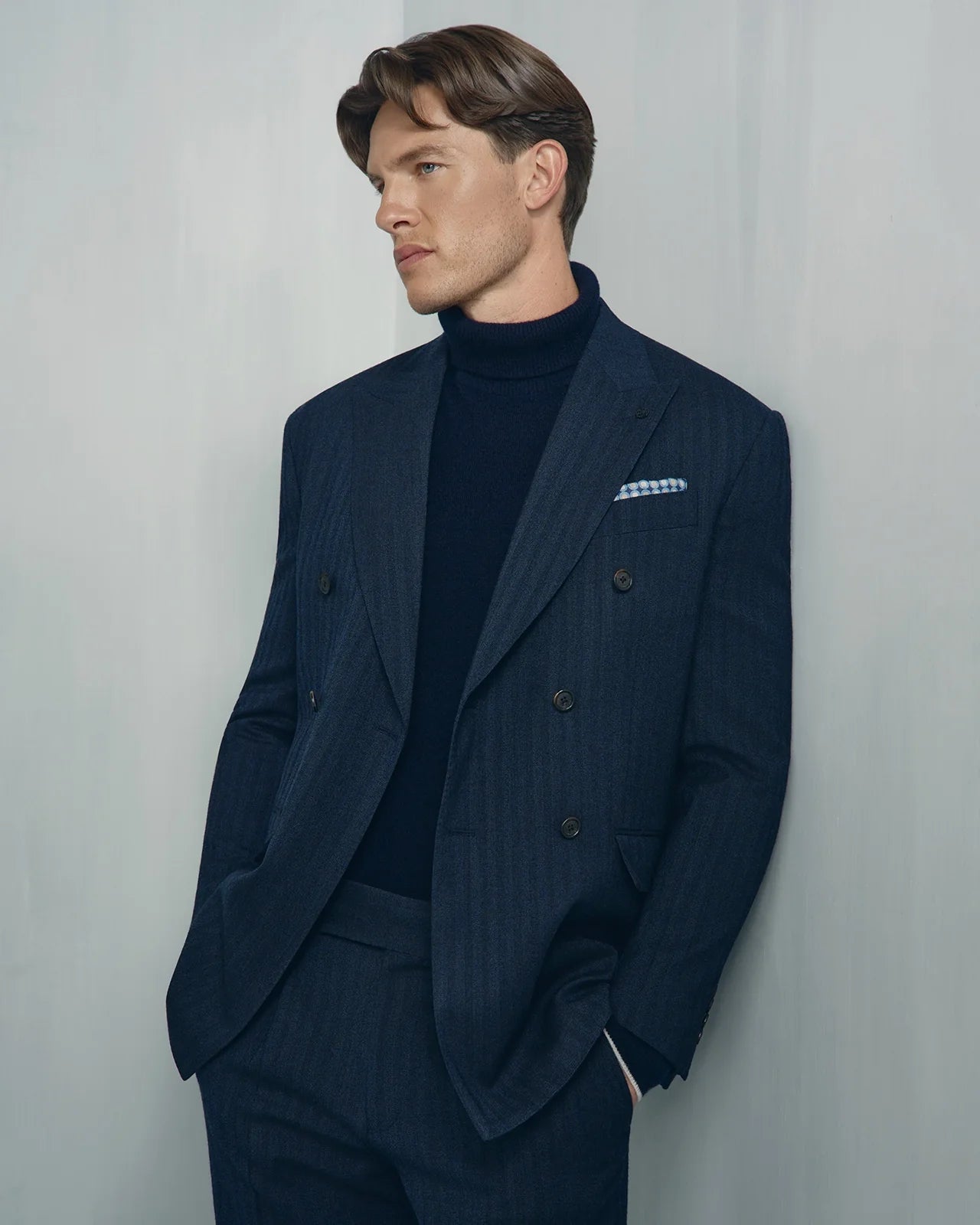 Chamonix Cashmere Turtleneck - Chamonix Cashmere Turtleneck Navy